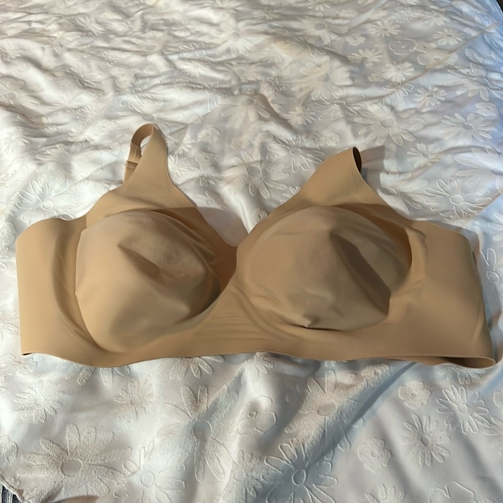 Beige Wireless Knix bra